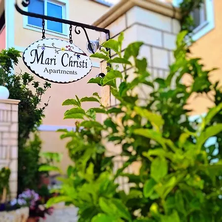 شقة Mari-christi